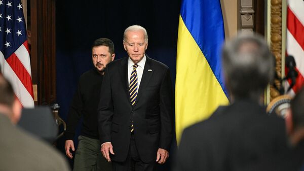 US President Joe Biden and Ukraine’s Volodymyr Zelensky. - Sputnik India