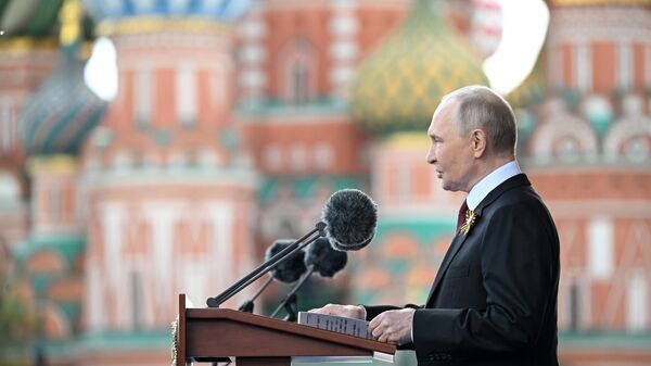 Russian President Putin and foreign leaders at the military parade in honour of the 80th anniversary of Victory. - Sputnik India